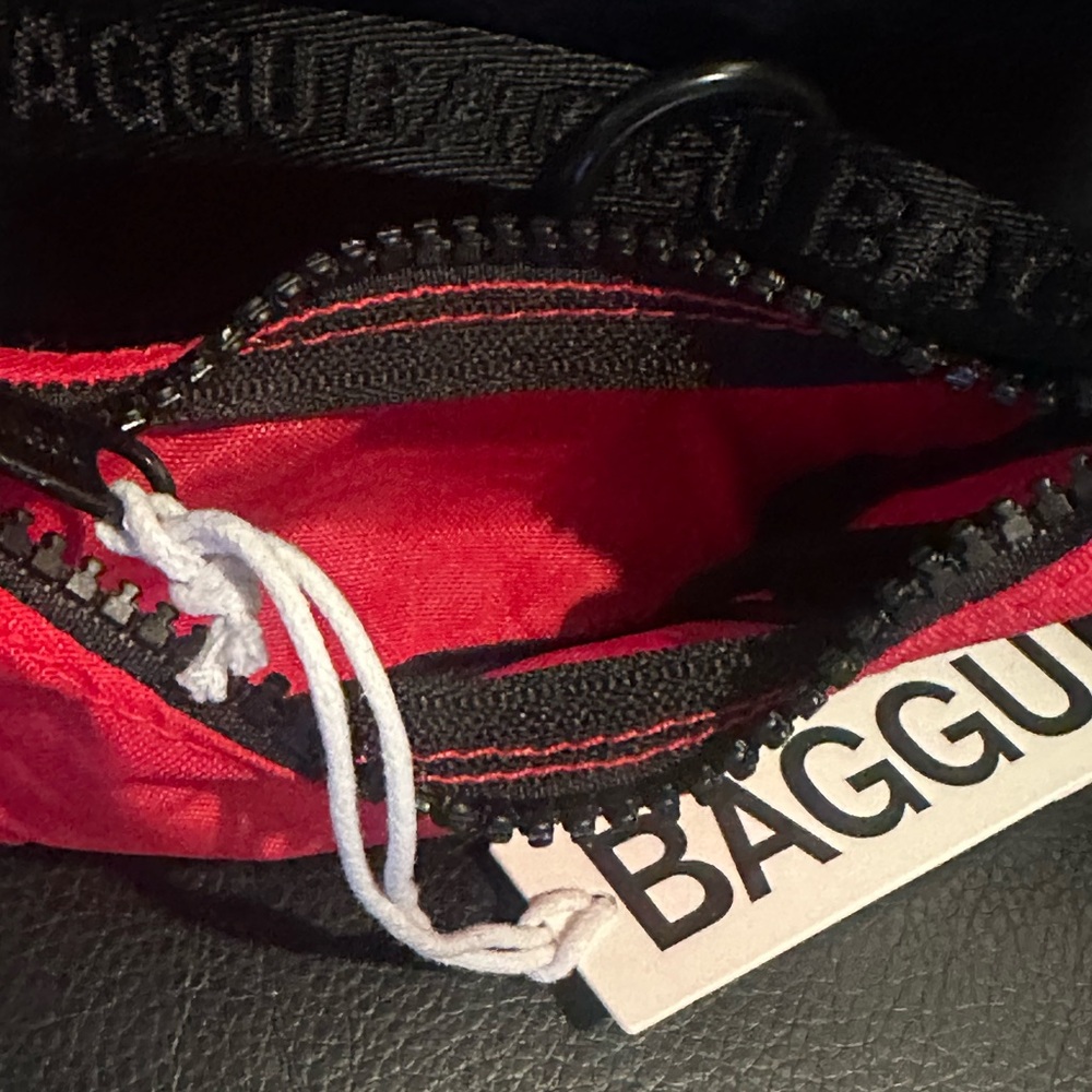 NWT, set of 2 BAGGU Mini Crescent Bag Charms / Candy Red - Picture 13 of 16